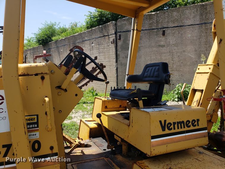 image for item EU9898 1989 Vermeer V7550 trencher