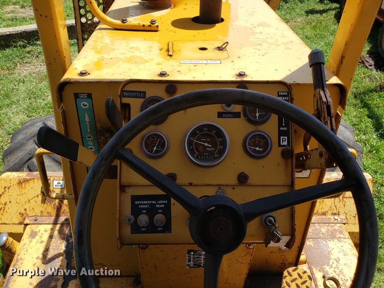 image for item EU9898 1989 Vermeer V7550 trencher