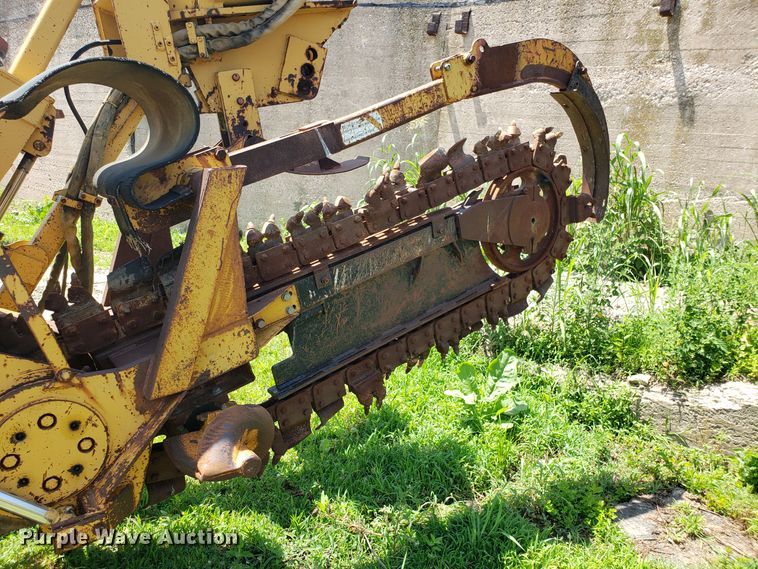 image for item EU9898 1989 Vermeer V7550 trencher
