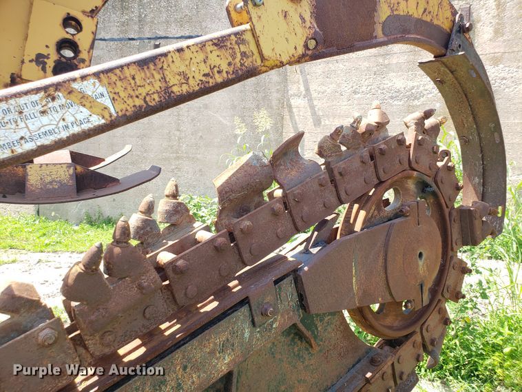 image for item EU9898 1989 Vermeer V7550 trencher