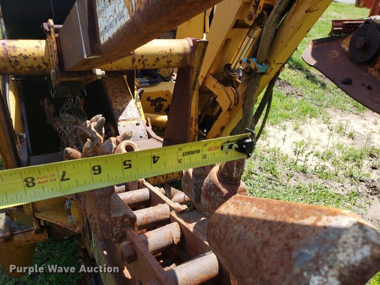 image for item EU9898 1989 Vermeer V7550 trencher