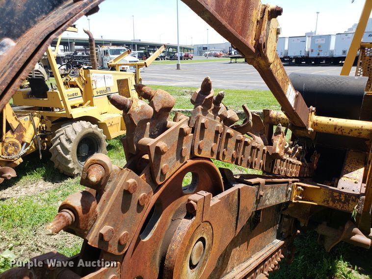 image for item EU9898 1989 Vermeer V7550 trencher