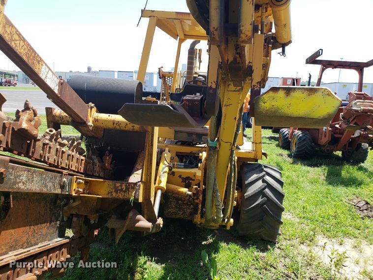 image for item EU9898 1989 Vermeer V7550 trencher