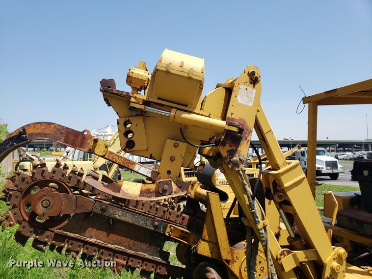 image for item EU9898 1989 Vermeer V7550 trencher