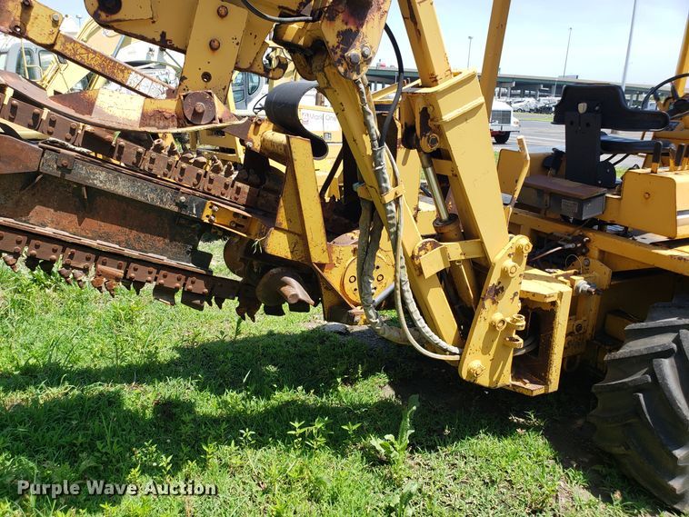 image for item EU9898 1989 Vermeer V7550 trencher