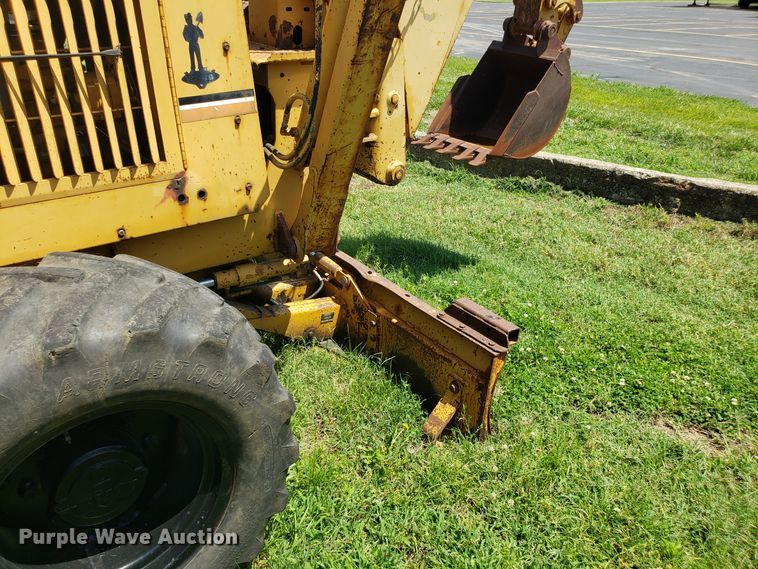 image for item EU9898 1989 Vermeer V7550 trencher