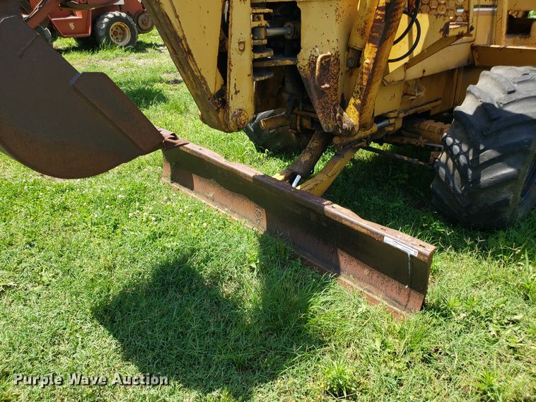 image for item EU9898 1989 Vermeer V7550 trencher