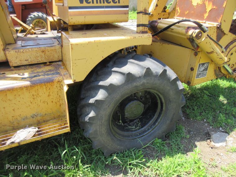 image for item EU9898 1989 Vermeer V7550 trencher