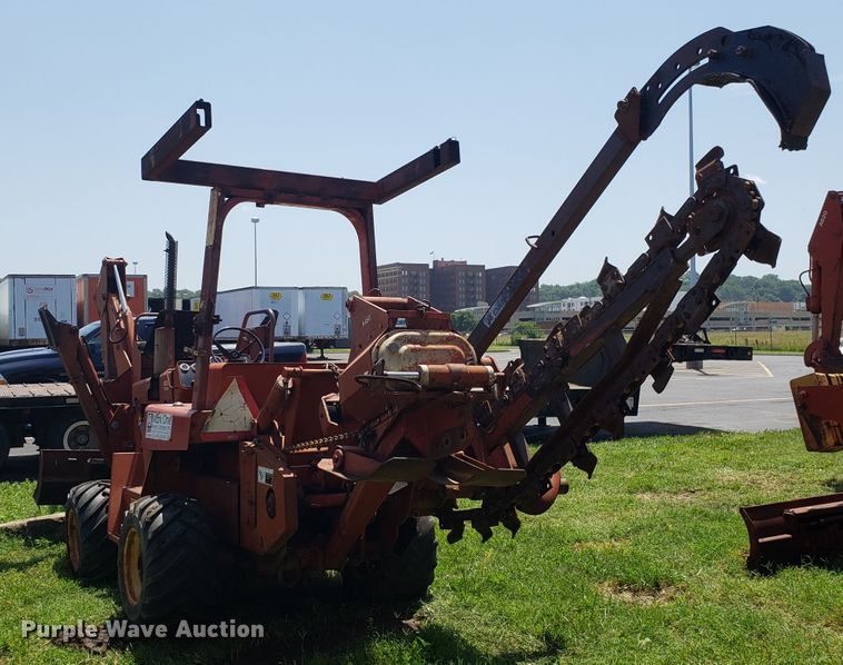 image for item EU9899 1988 Ditch Witch 4010 trencher