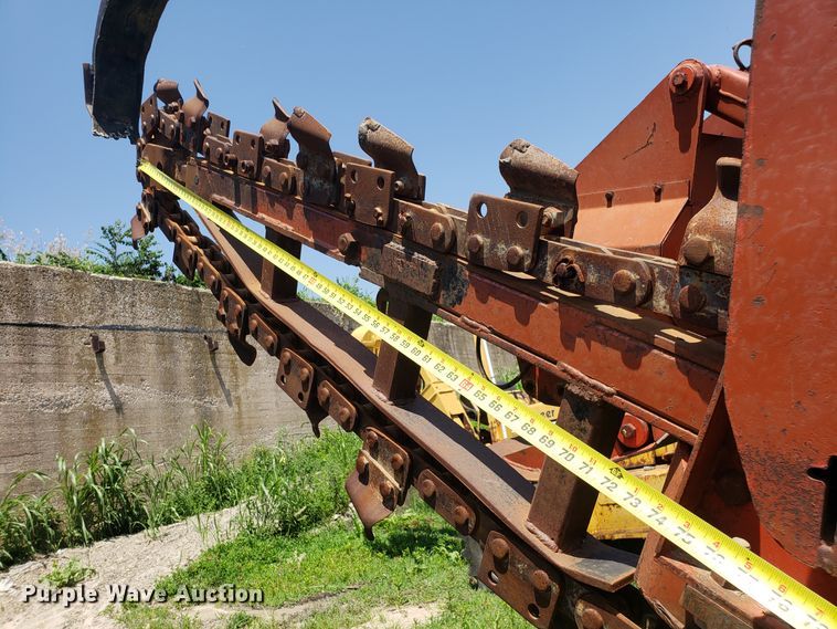 image for item EU9899 1988 Ditch Witch 4010 trencher