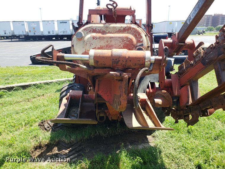 image for item EU9899 1988 Ditch Witch 4010 trencher