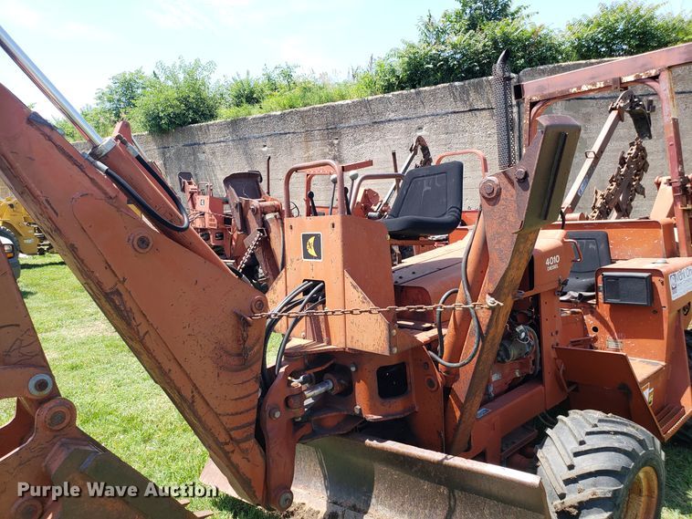 image for item EU9899 1988 Ditch Witch 4010 trencher