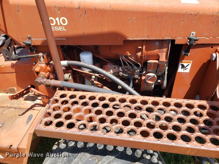 image for item EU9899 1988 Ditch Witch 4010 trencher