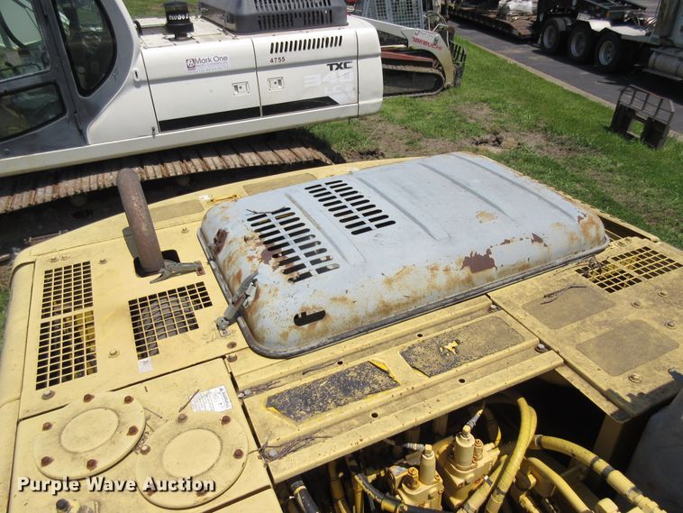 image for item EU9900 2000 Kobelco SK210 LC excavator