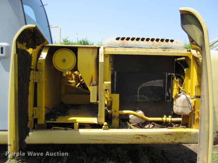 image for item EU9900 2000 Kobelco SK210 LC excavator