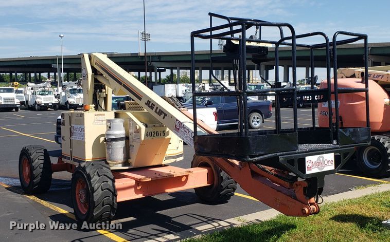 image for item EU9901 JLG 40HA boom lift