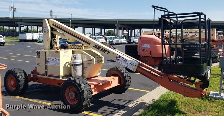 image for item EU9901 JLG 40HA boom lift