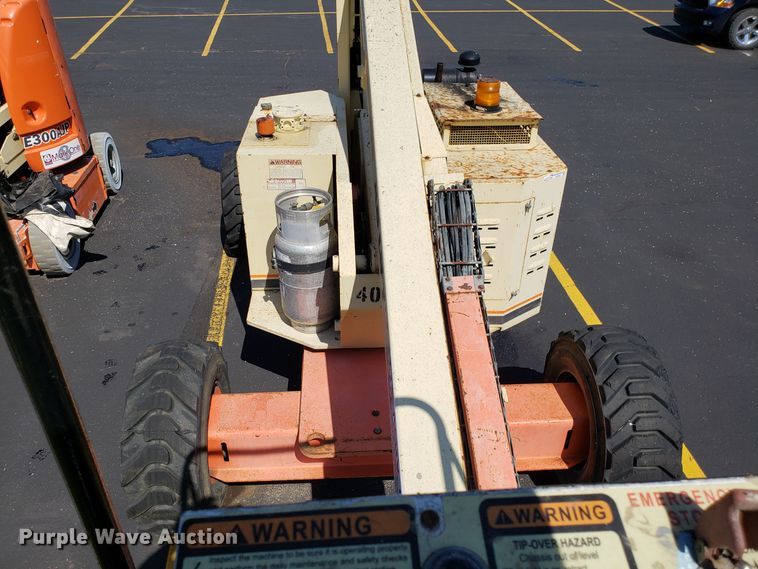 image for item EU9901 JLG 40HA boom lift