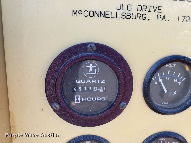 image for item EU9901 JLG 40HA boom lift