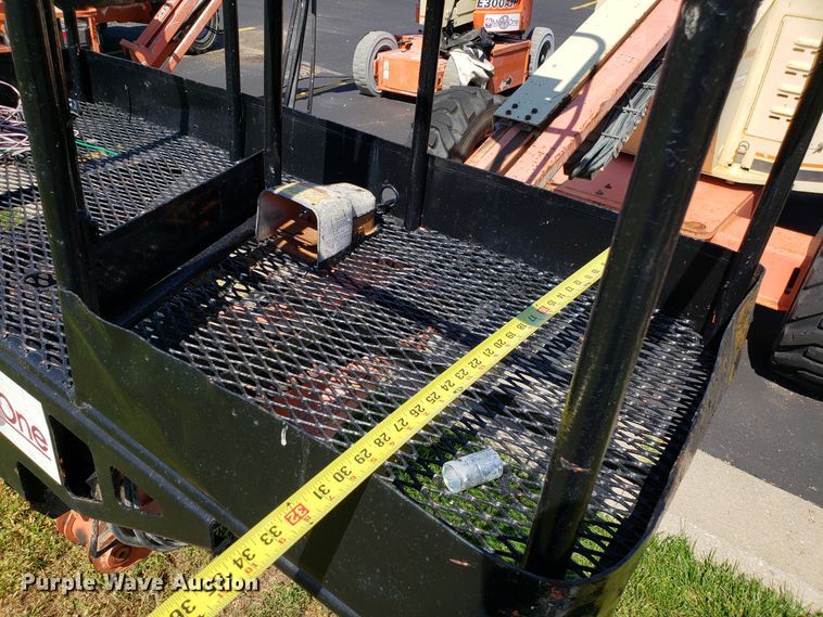 image for item EU9901 JLG 40HA boom lift