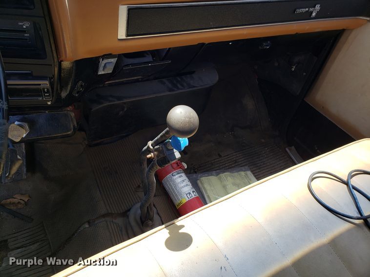 image for item EU9903 1987 Chevrolet C70 flatbed truck