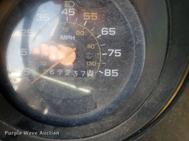 image for item EU9903 1987 Chevrolet C70 flatbed truck