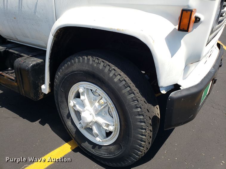 image for item EU9903 1987 Chevrolet C70 flatbed truck