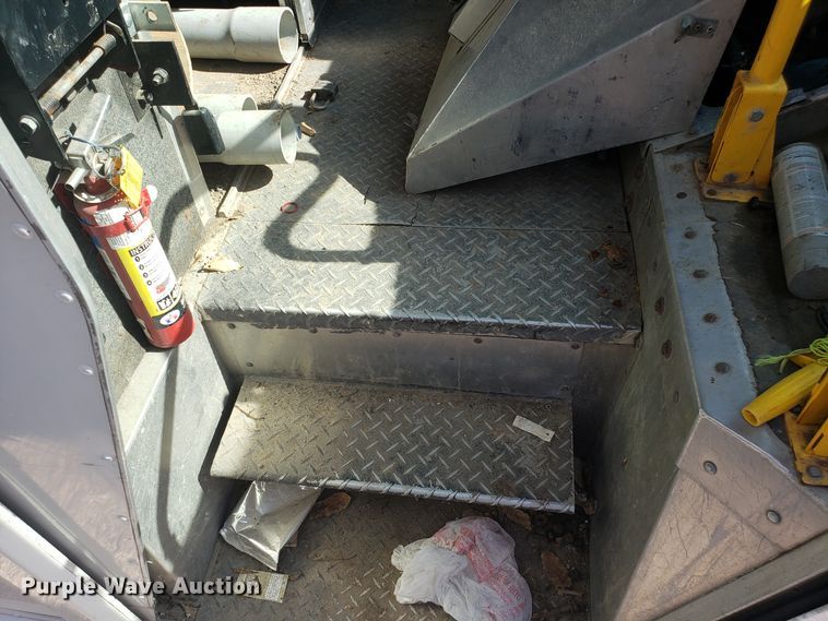 image for item EU9931 1995 Chevrolet Utilimaster delivery truck