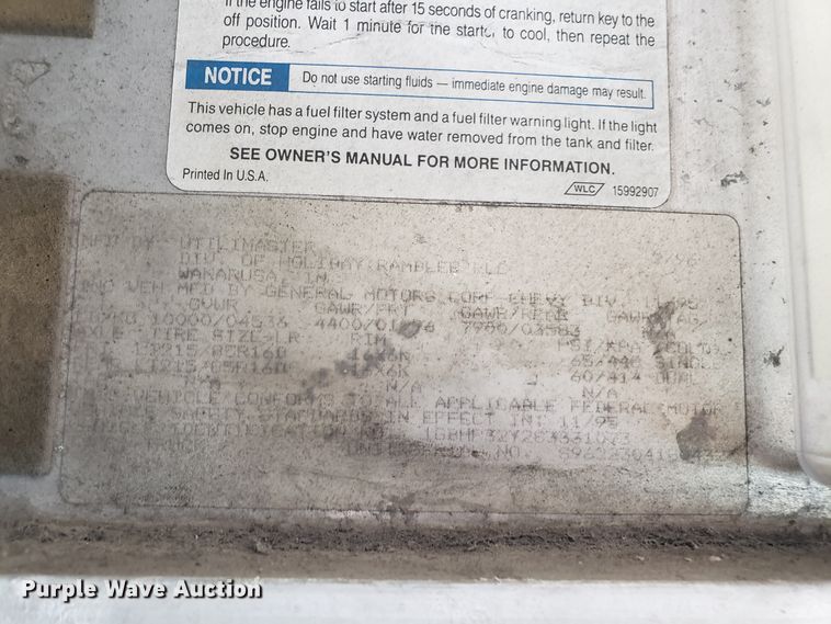 image for item EU9931 1995 Chevrolet Utilimaster delivery truck