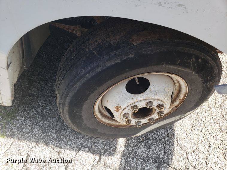 image for item EU9931 1995 Chevrolet Utilimaster delivery truck