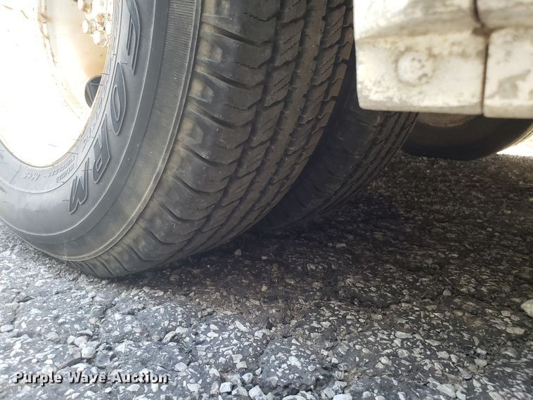 image for item EU9931 1995 Chevrolet Utilimaster delivery truck