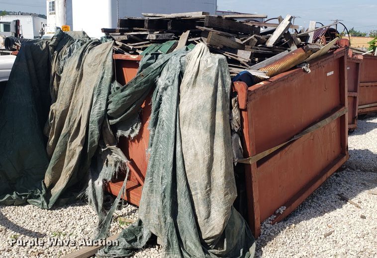 image for item EU9940 Roll-off dumpster