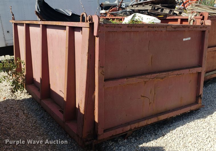 image for item EU9941 Roll-off dumpster