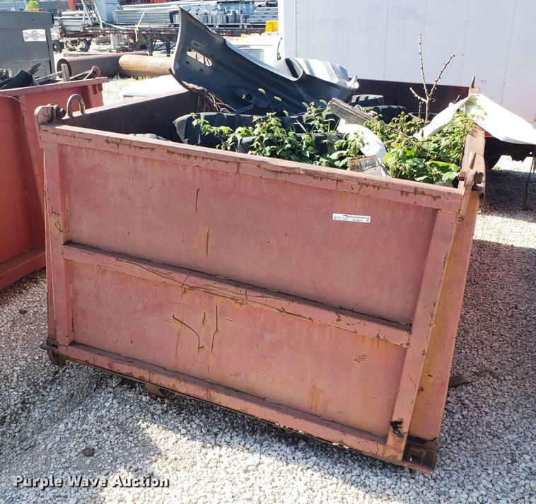 image for item EU9941 Roll-off dumpster