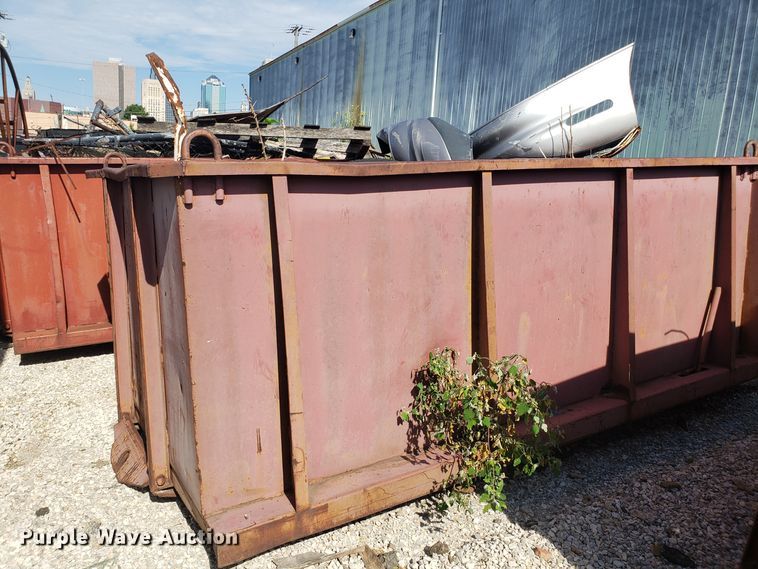 image for item EU9941 Roll-off dumpster
