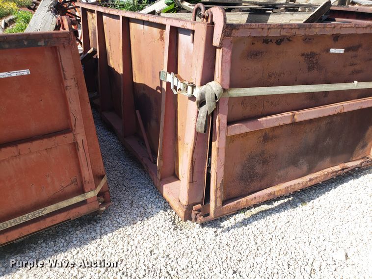 image for item EU9943 Roll-off dumpster