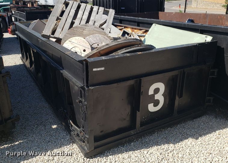 image for item EU9949 Roll-off dumpster