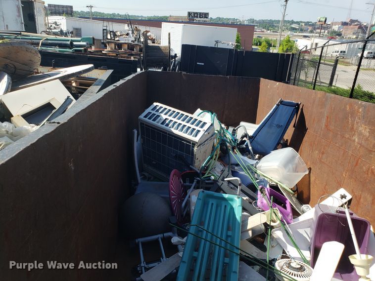 image for item EU9950 Roll-off dumpster