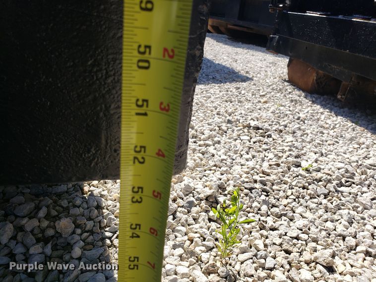 image for item EU9950 Roll-off dumpster