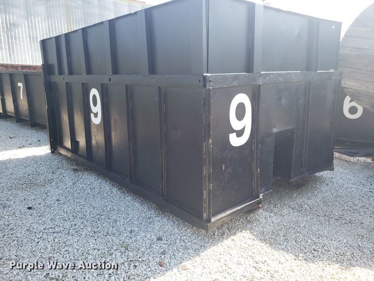 image for item EU9951 Roll-off container