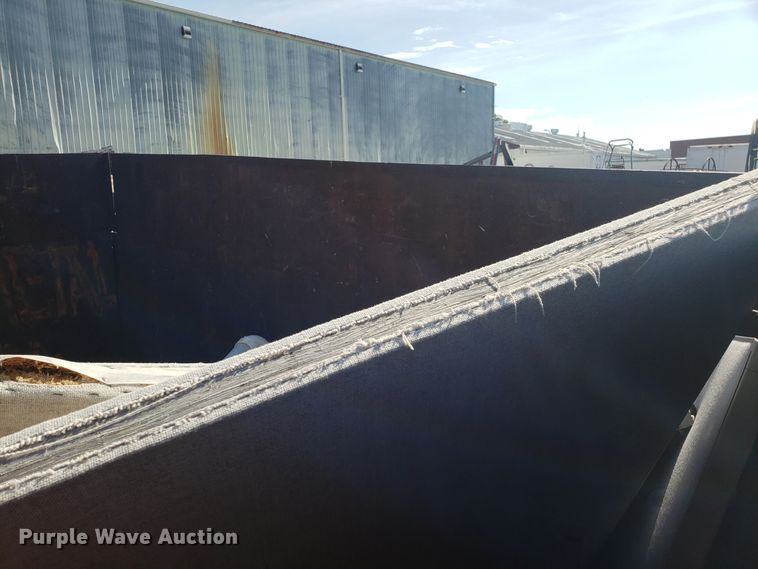 image for item EU9951 Roll-off container