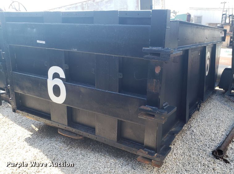 image for item EU9952 Roll-off container