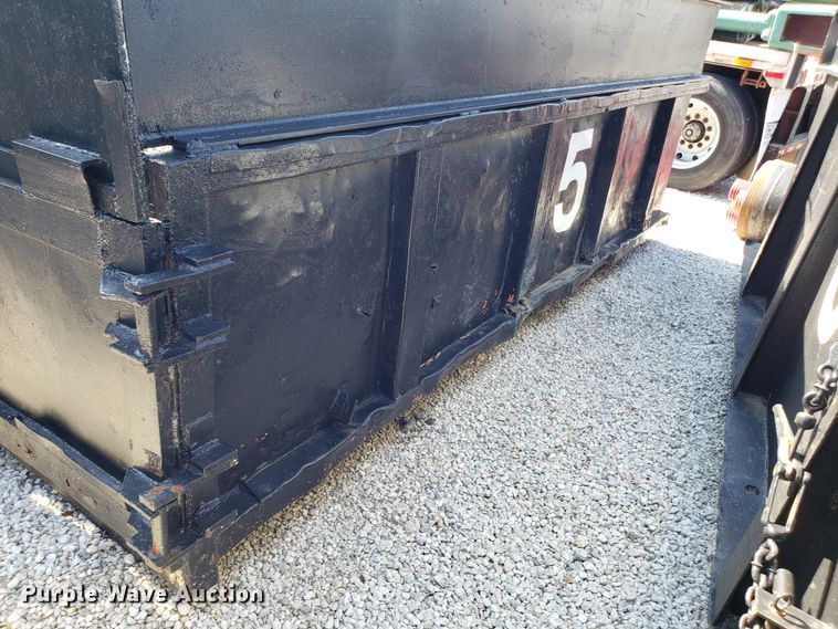 image for item EU9953 Roll-off container