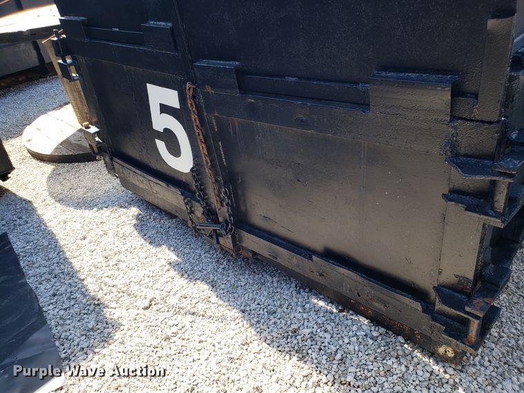 image for item EU9953 Roll-off container