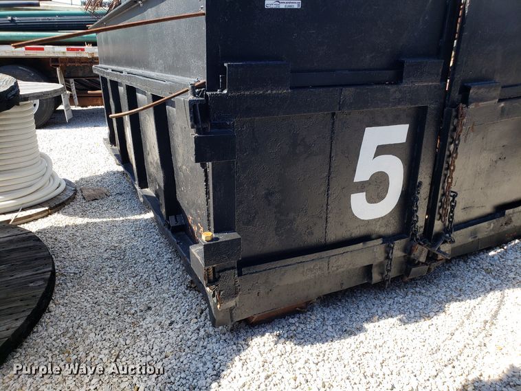 image for item EU9953 Roll-off container