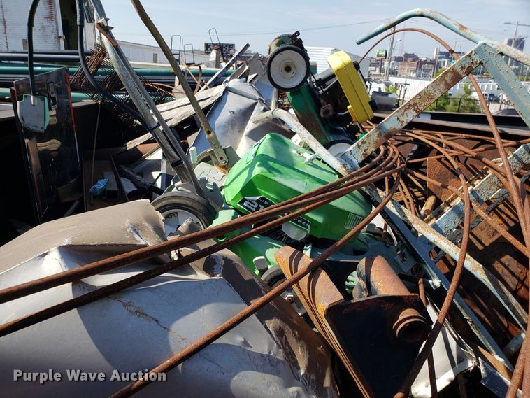 image for item EU9953 Roll-off container