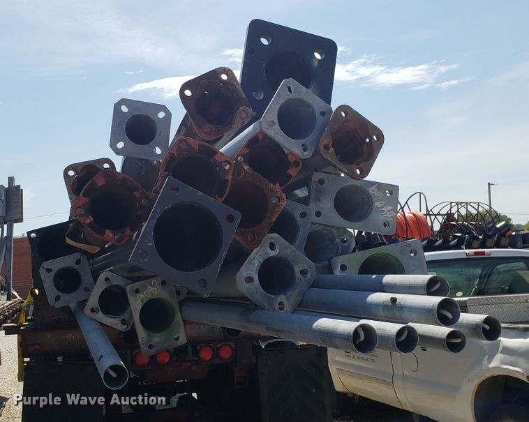 image for item EU9967 Approx. 30 street light poles