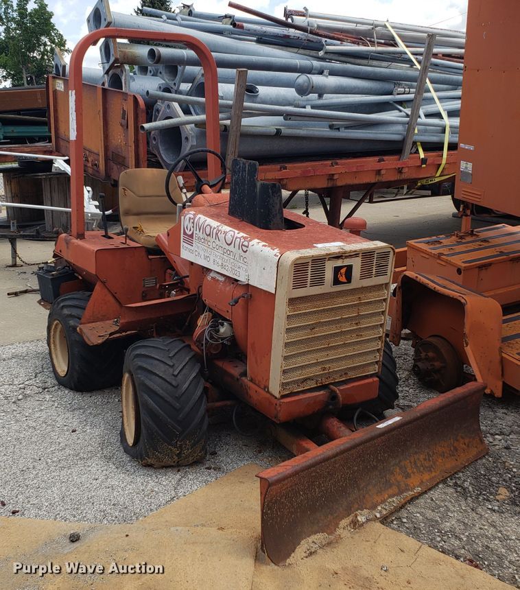 image for item EU9982 1988 Ditch Witch 2310 trencher