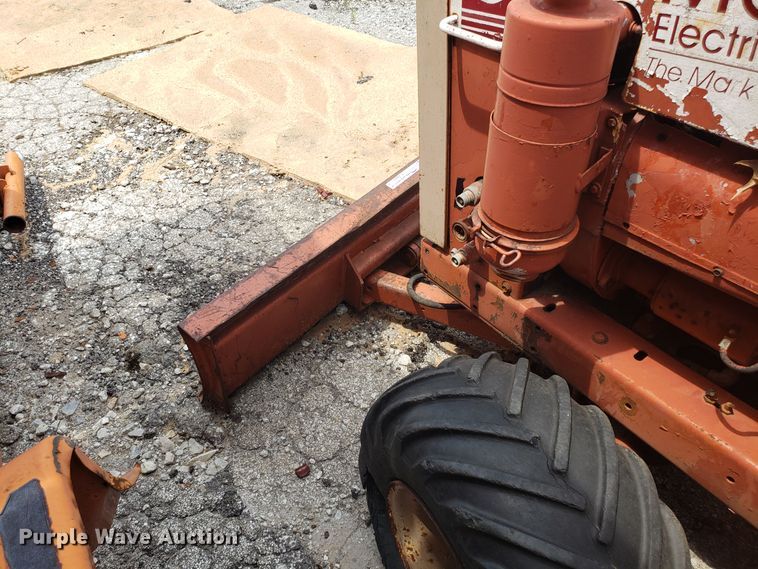 image for item EU9982 1988 Ditch Witch 2310 trencher