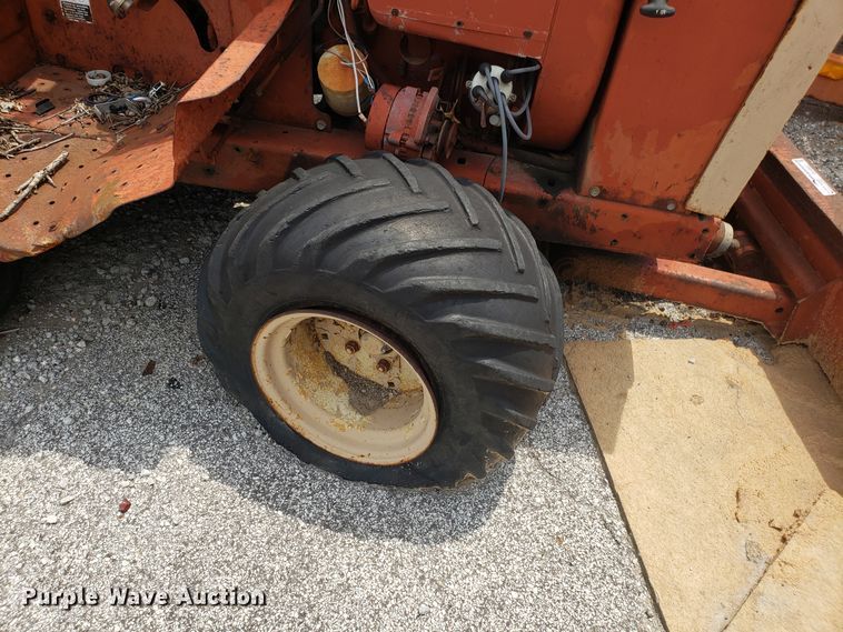 image for item EU9982 1988 Ditch Witch 2310 trencher